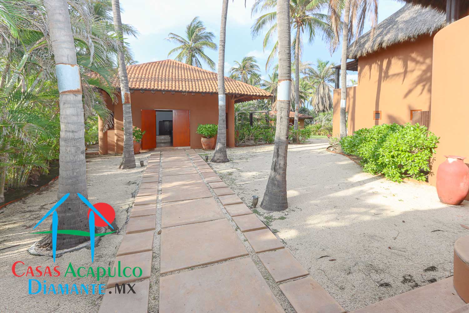 Tres Vidas Casa Mía - Sala de televisión y juegos 2